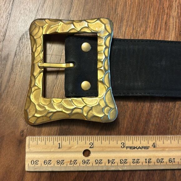 Vintage OJAY Australia Suede Belt with Large Gold Buckle - 28 main image 4